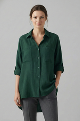 Blouse with Collar and Button Fastening