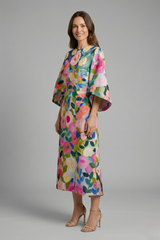 Women’s Midi Dress with Round Neck and Wide Sleeves